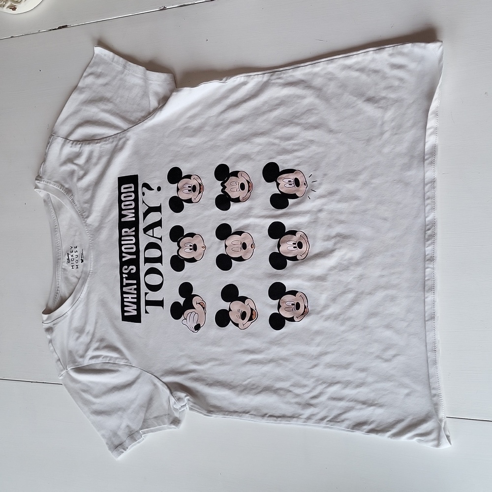 Disney Mickey Mouse T Shirt Womens M White Short Sleeve Whats Your Mood Today?